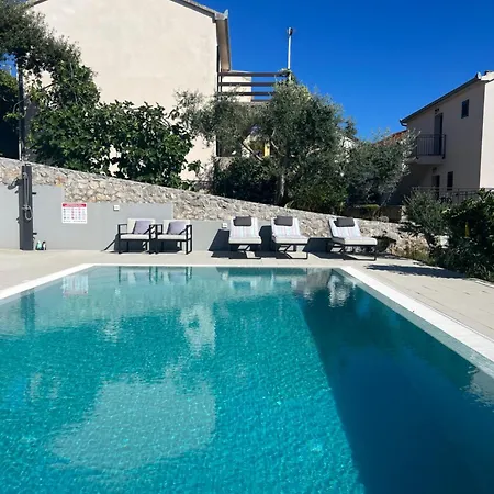 Διαμέρισμα Zen - Heated Pool, Ev Type 2
