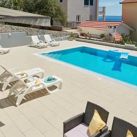 Zen - Heated Pool, Ev Type 2 דירה